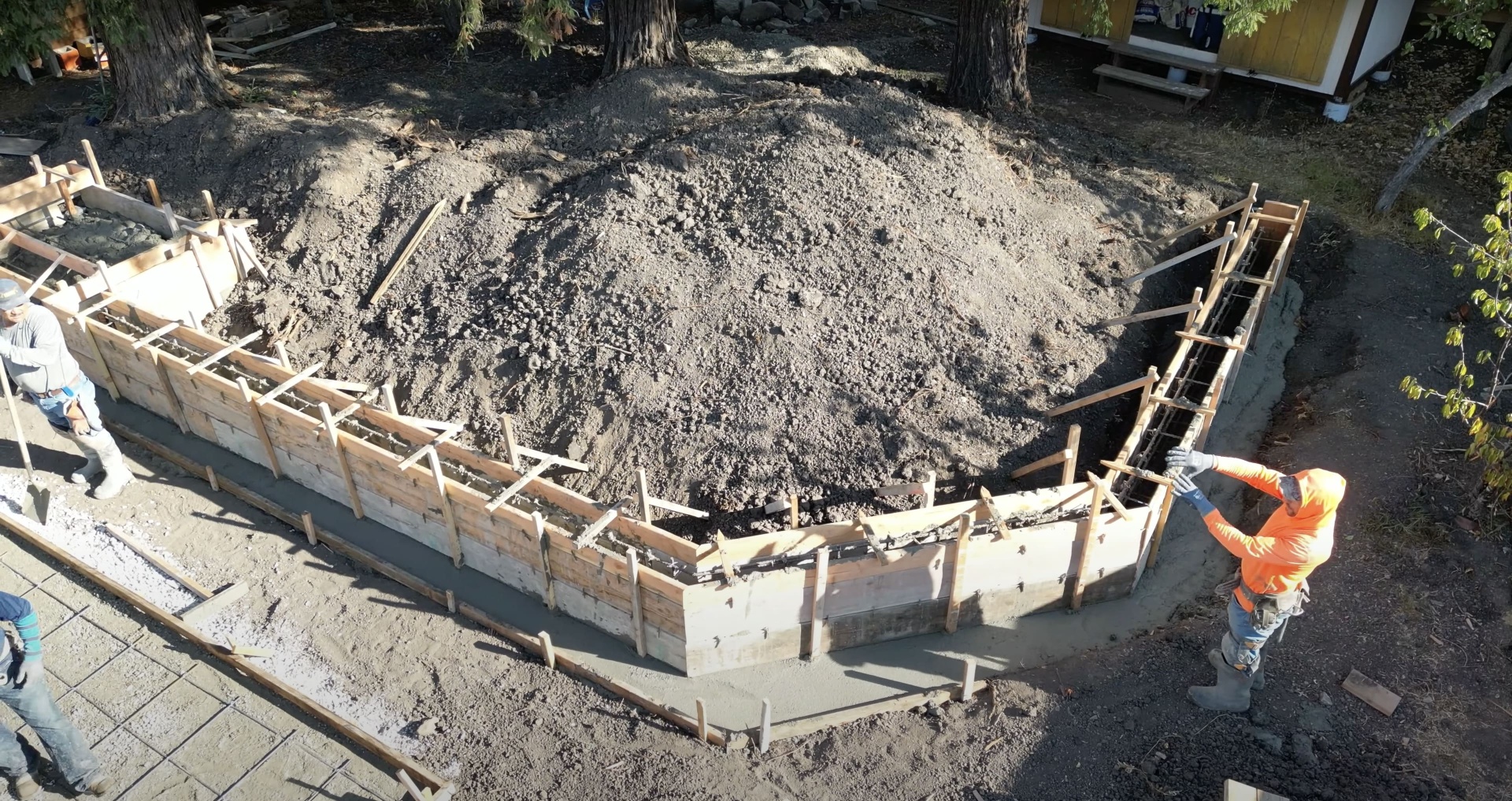 Professional concrete formwork and preparation Concrete formwork preparation for foundation
